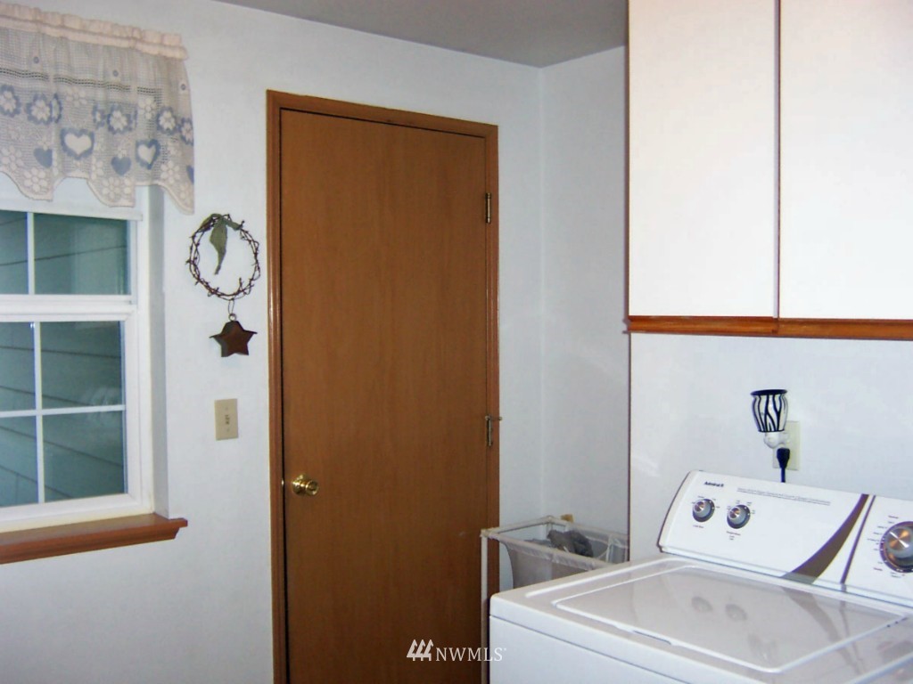 9440 180th Way Southwest Rochester, WA 98579 - Photo 14 of 15