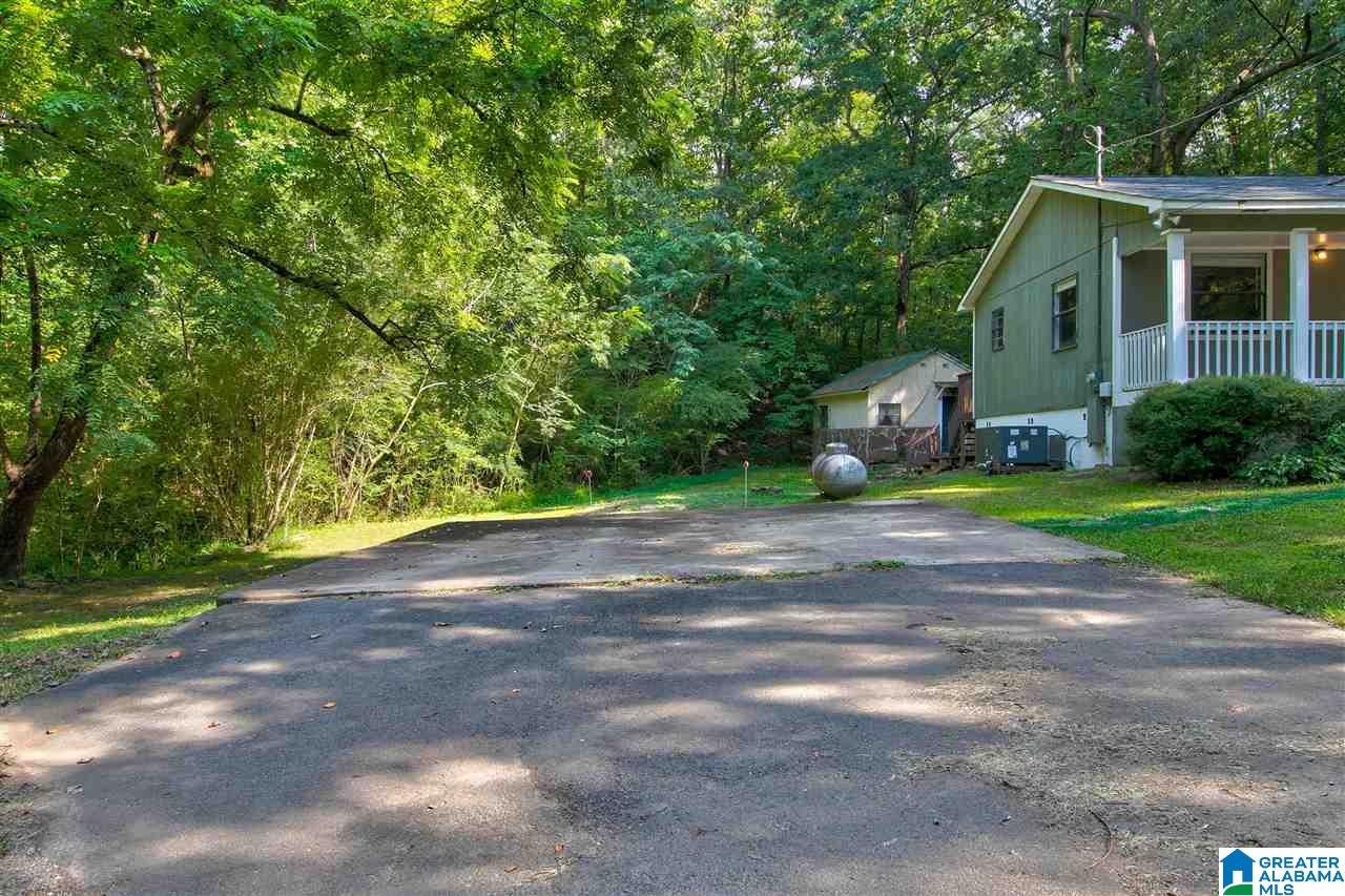 2758 Nail Road Warrior, AL 35180 - Photo 3 of 21