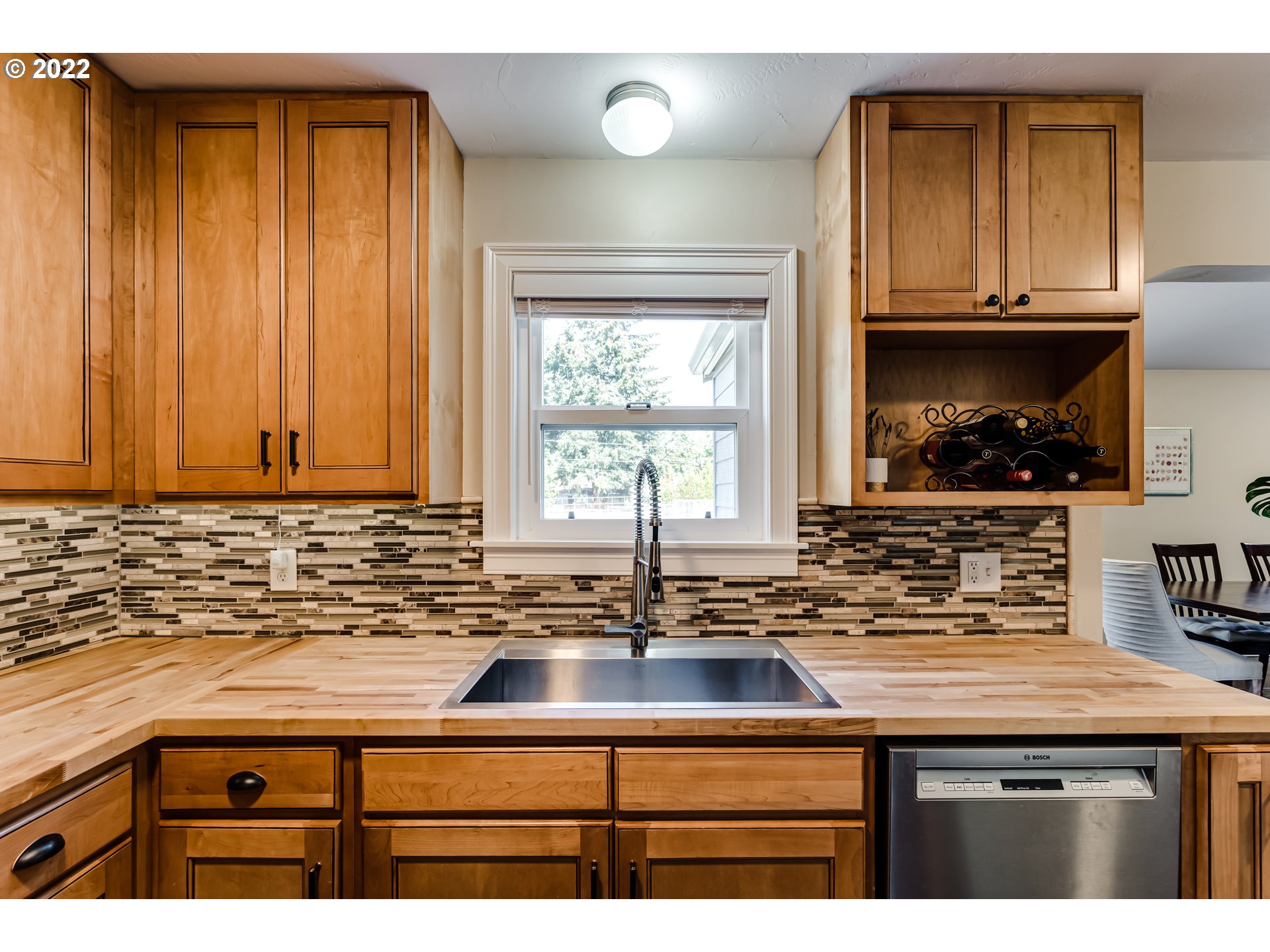 1349 Goodpasture Island Road Eugene, OR 97401 - Photo 9 of 29 Kitchen