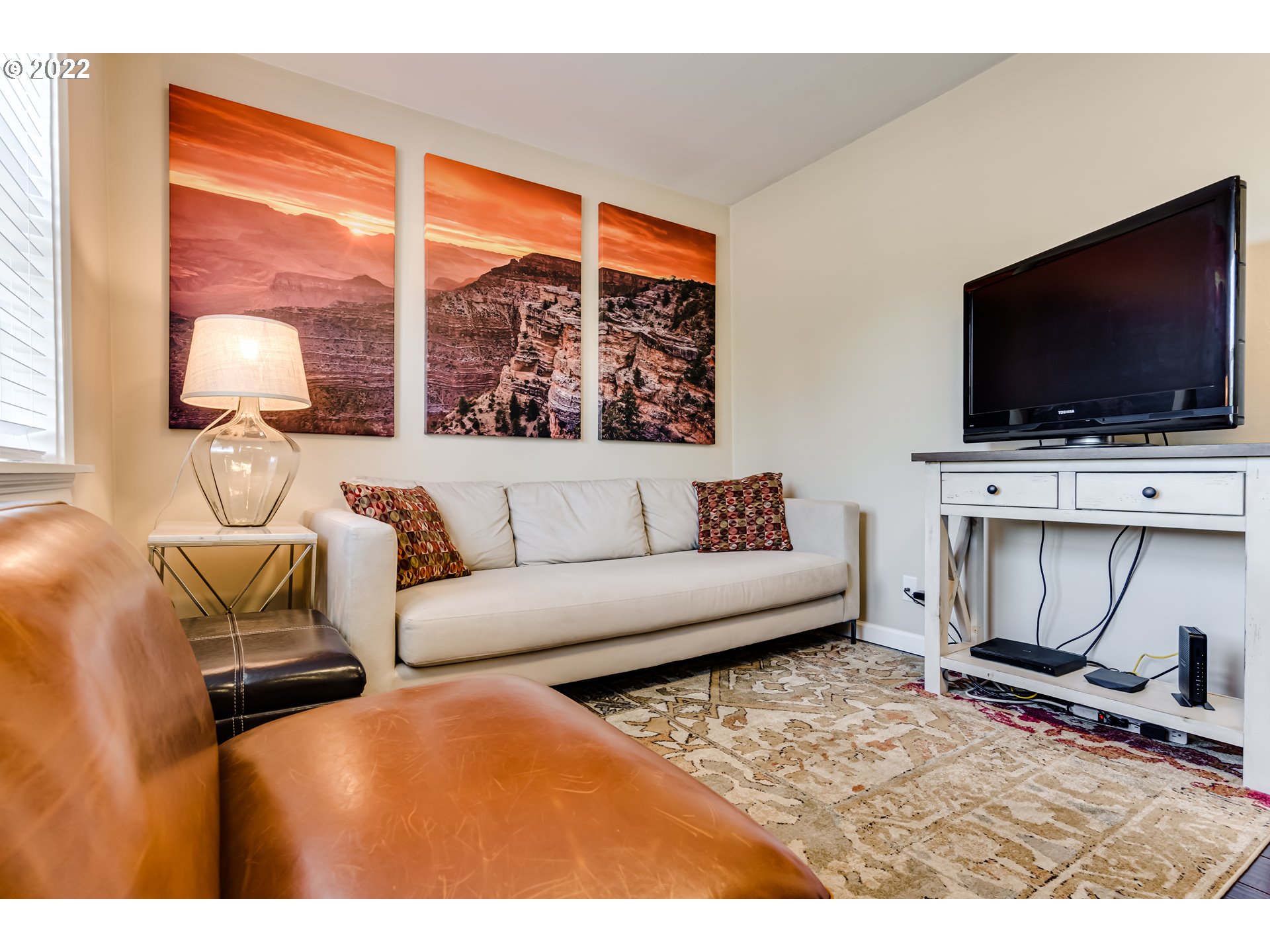 1349 Goodpasture Island Road Eugene, OR 97401 - Photo 10 of 29 Family Room