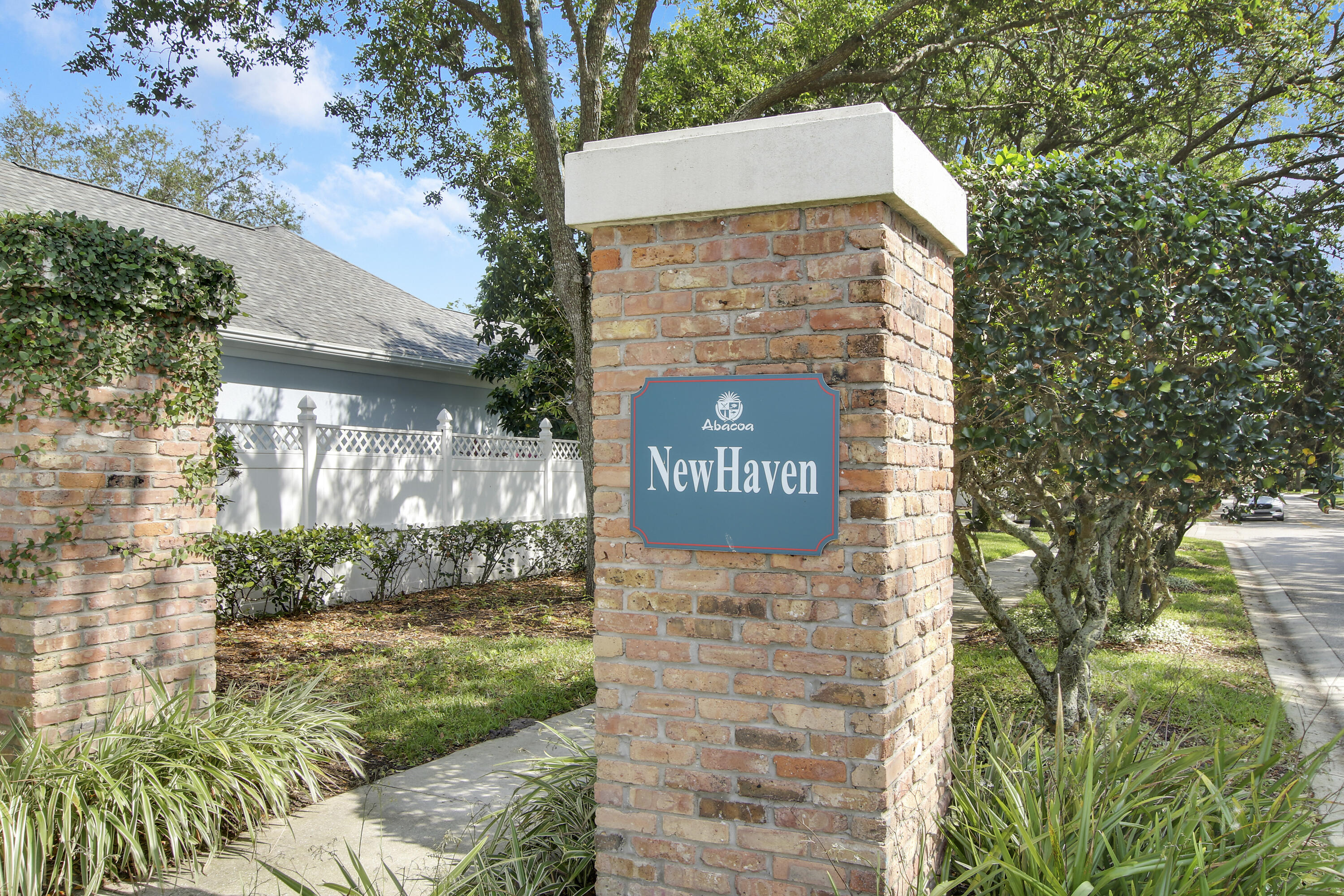 122 Date Palm Drive Jupiter, FL 33458 - Photo 26 of 37 Welcome to NewHaven!