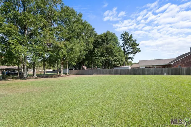 $289,000 | 9091 Lockhart Road, Denham Springs, LA 70726