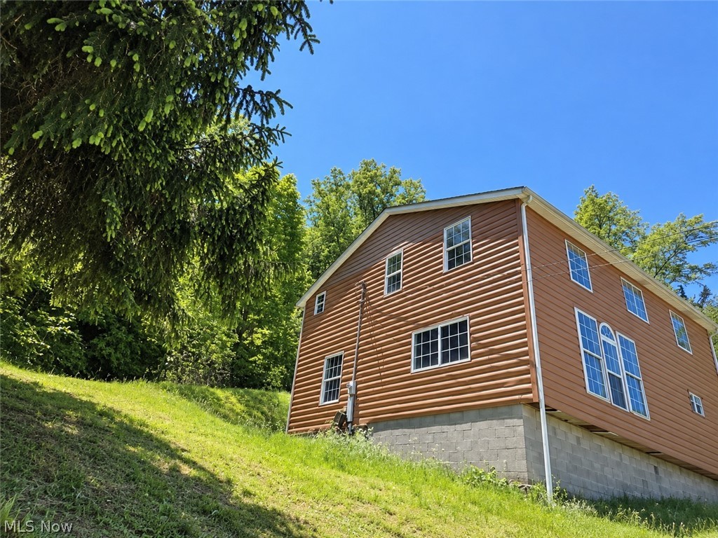 56612 McGee Road Shadyside, OH 43947 - Photo 2 of 15 Gallery Image 2