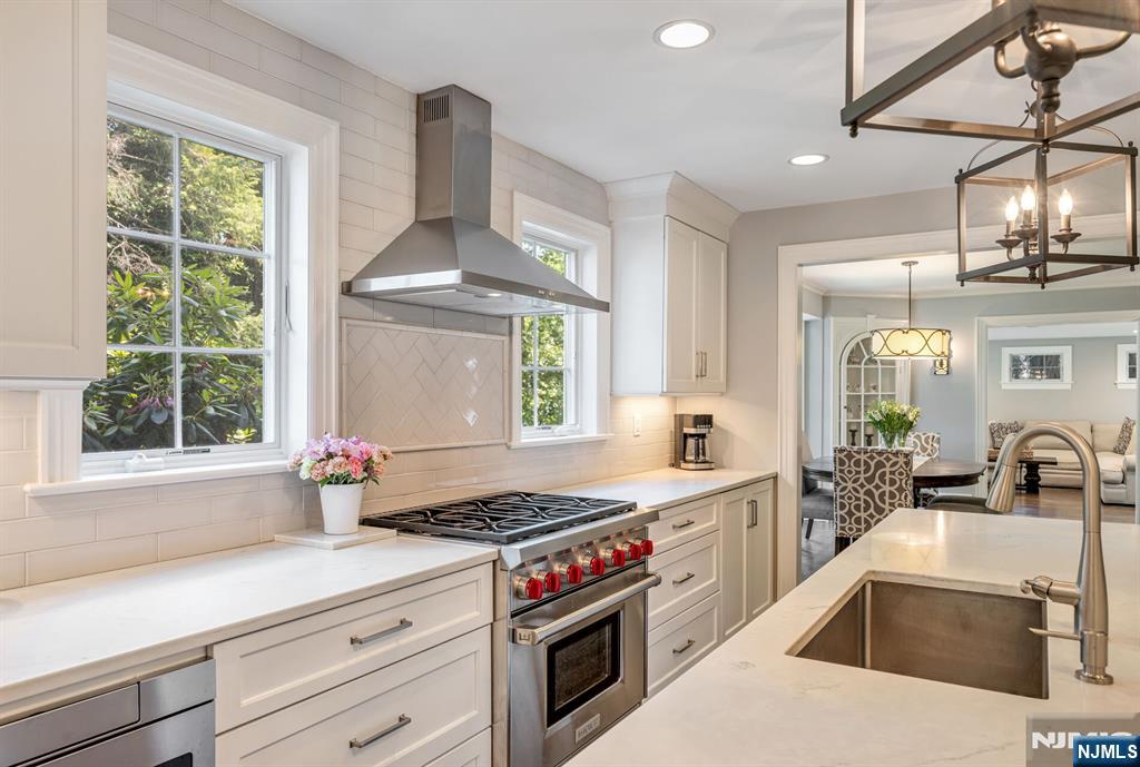 243 Hempstead Road Ridgewood, NJ 07450 - Photo 14 of 36