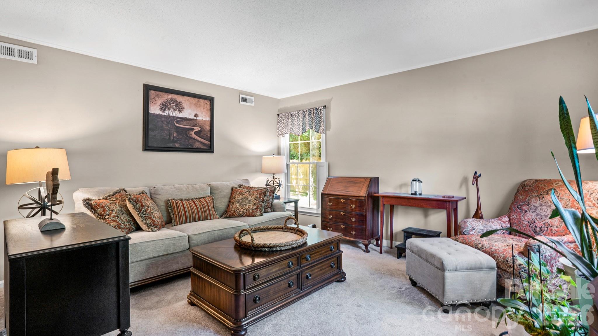 9629 Watergate Road Charlotte, NC 28270 - Photo 3 of 40