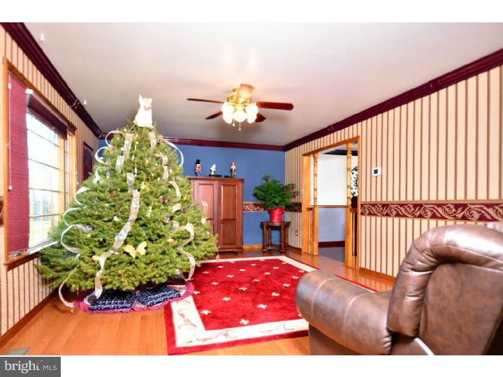 808 State Road West Grove, PA 19390 - Photo 13 of 25 Family Room