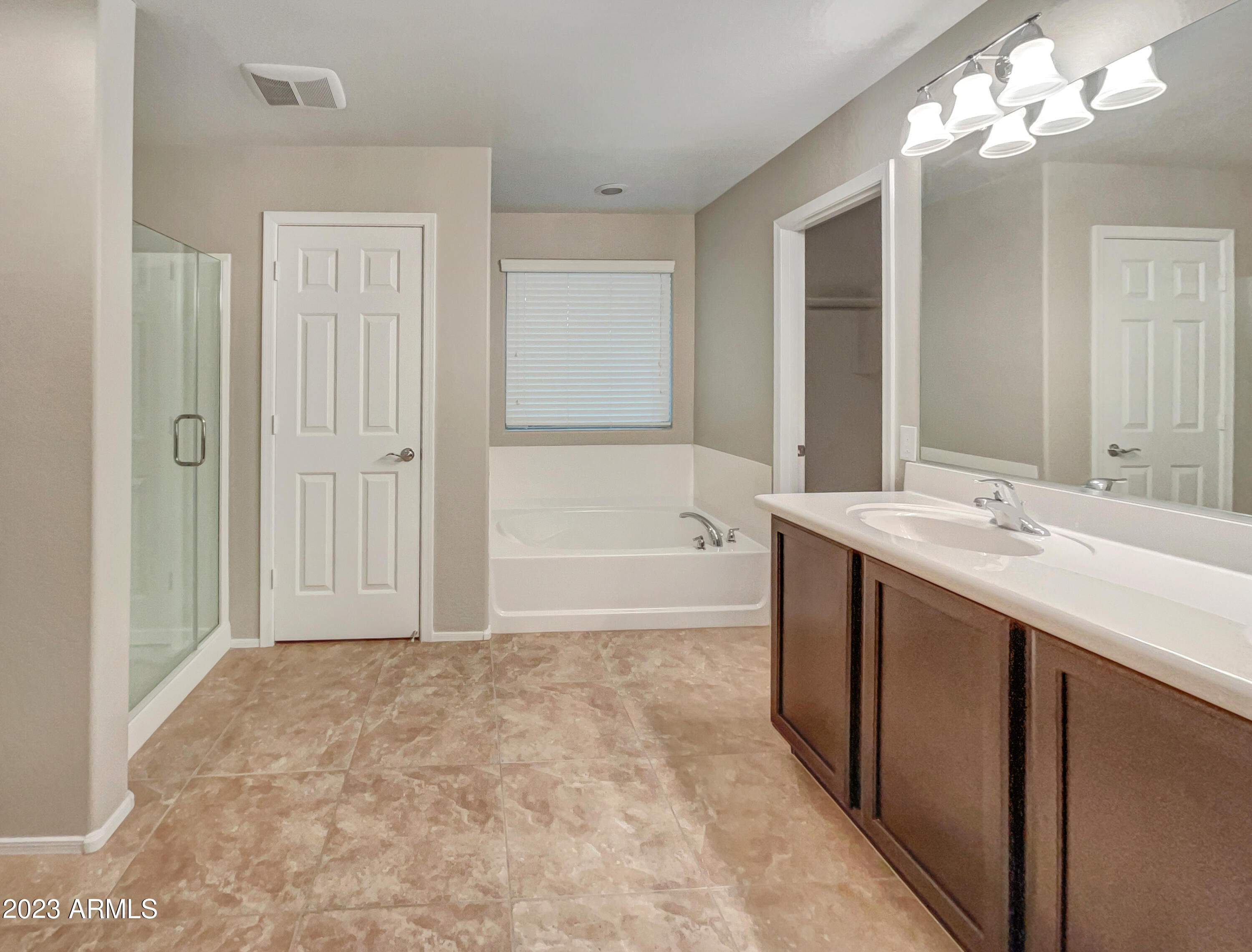 5415 West Yearling Road Phoenix, AZ 85083 - Photo 17 of 26 photo_17