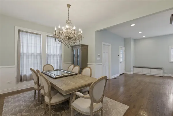 $8,495 | 1828 West Berenice Avenue, Chicago, IL 60613