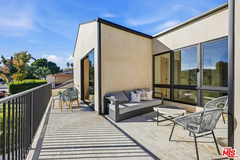 $4,395,000 | 16643 Addison Street, Encino, CA 91436