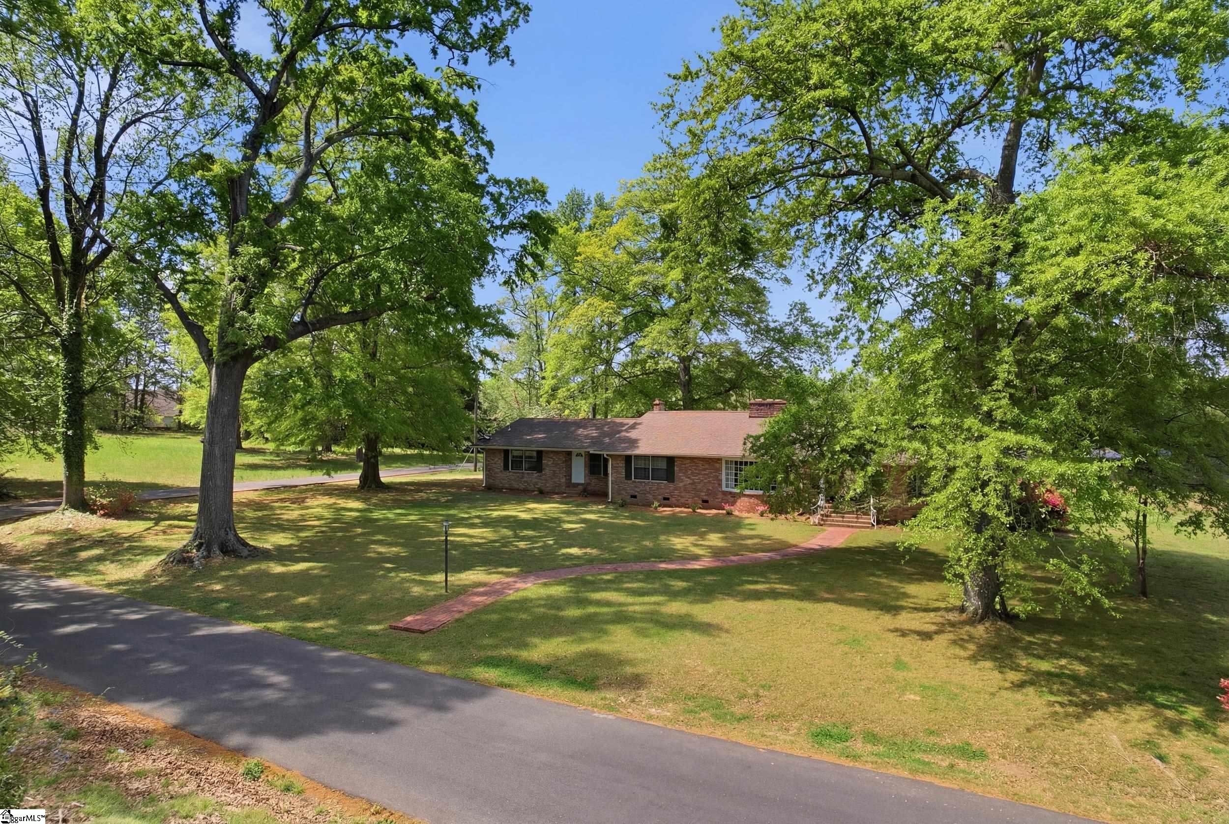 106 Ansel Drive Clinton, SC 29325 - Photo 27 of 42