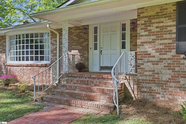 $420,000 | 106 Ansel Drive, Clinton, SC 29325