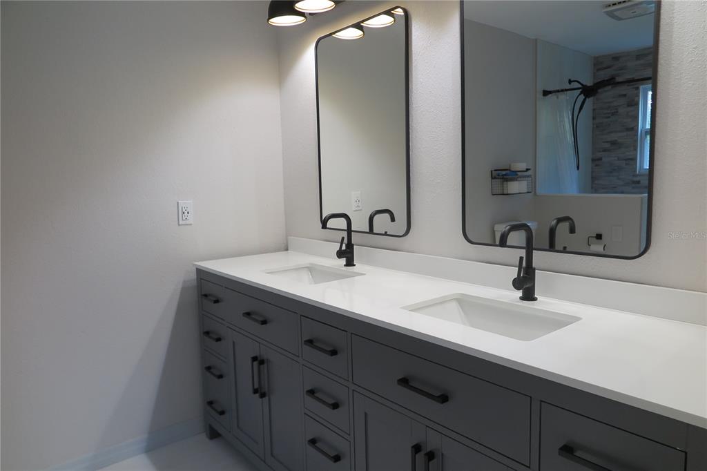 8215 Southwest 47th Road Gainesville, FL 32608 - Photo 29 of 36