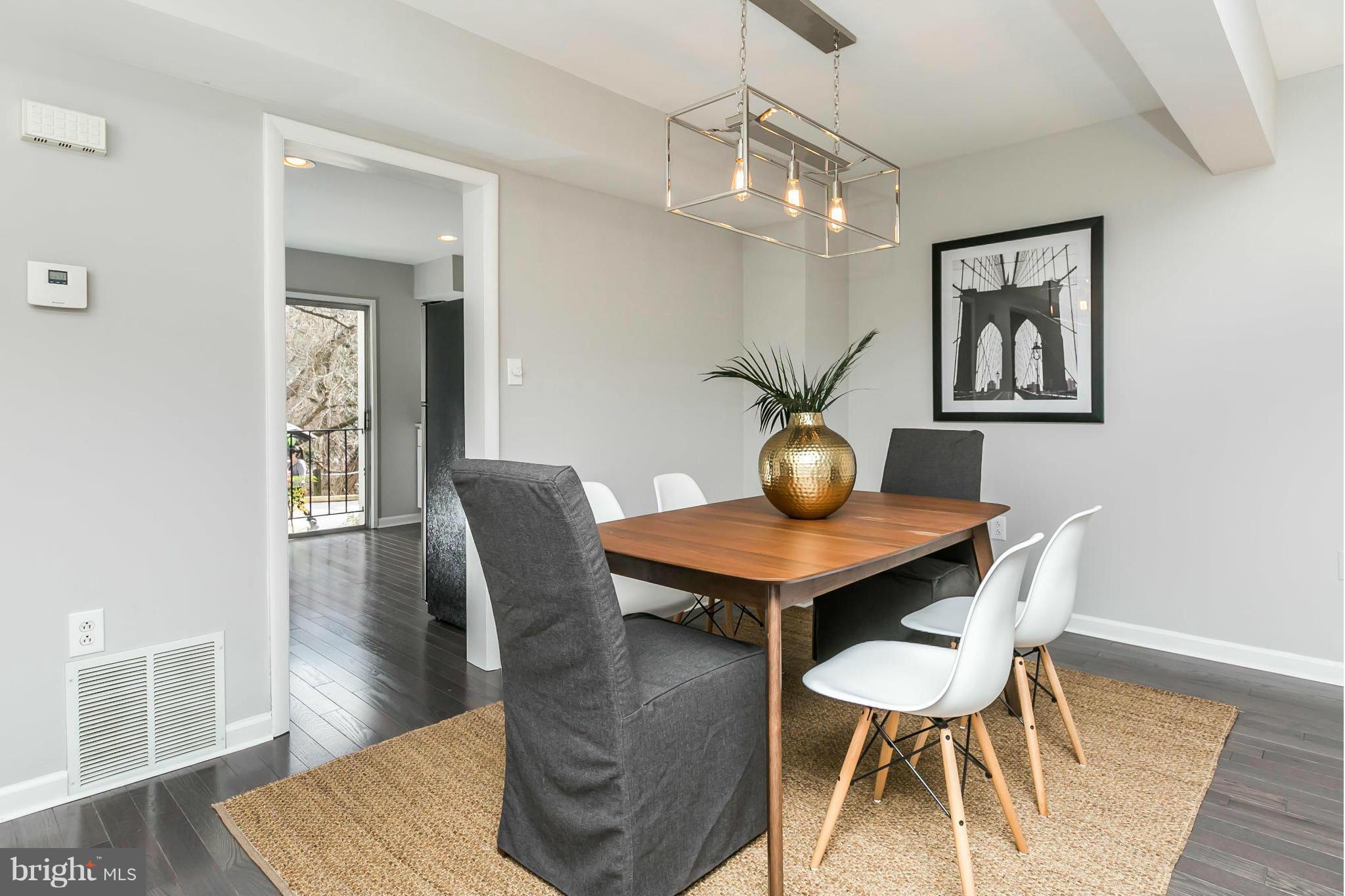 1935 Greenberry Road Baltimore, MD 21209 - Photo 10 of 30 Dining Room