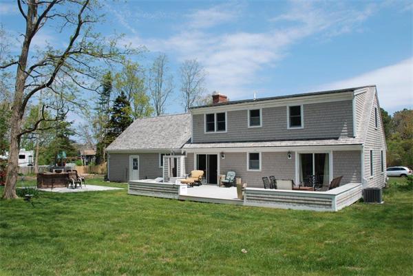 21 Boulder Brook Road Sandwich, MA 02537 - Photo 3 of 20 Gallery Image 3