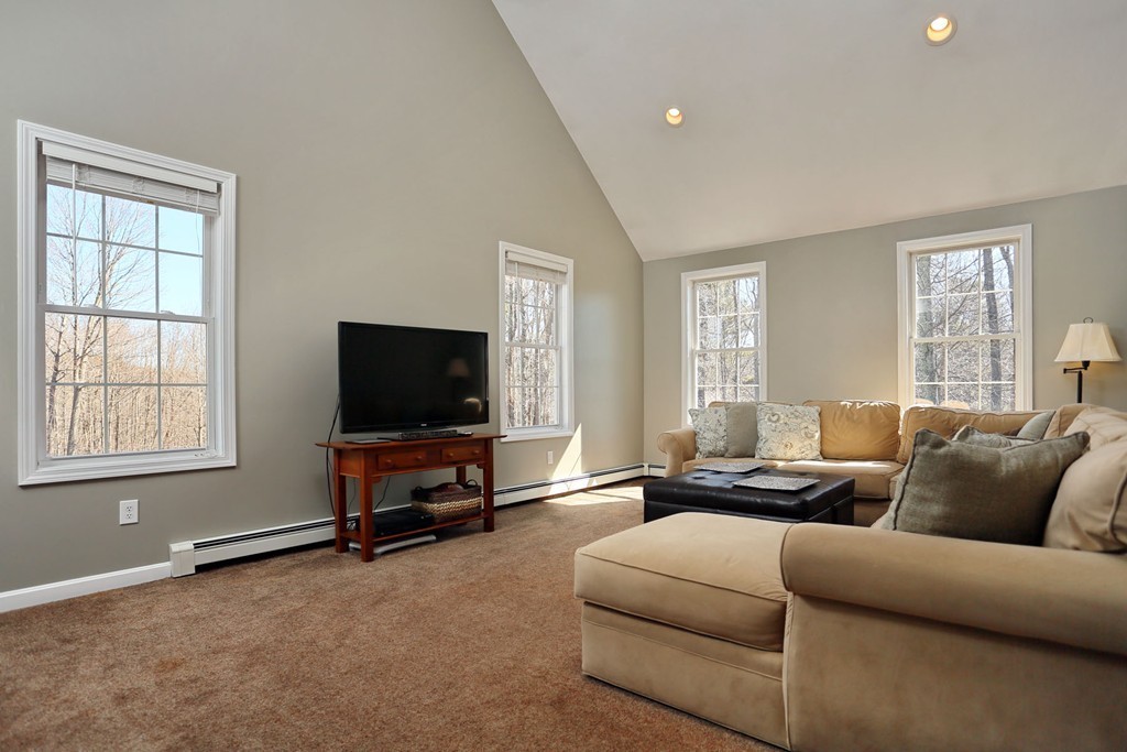 3 Welsh Road Sutton, MA 01590 - Photo 8 of 30 Gallery Image 8