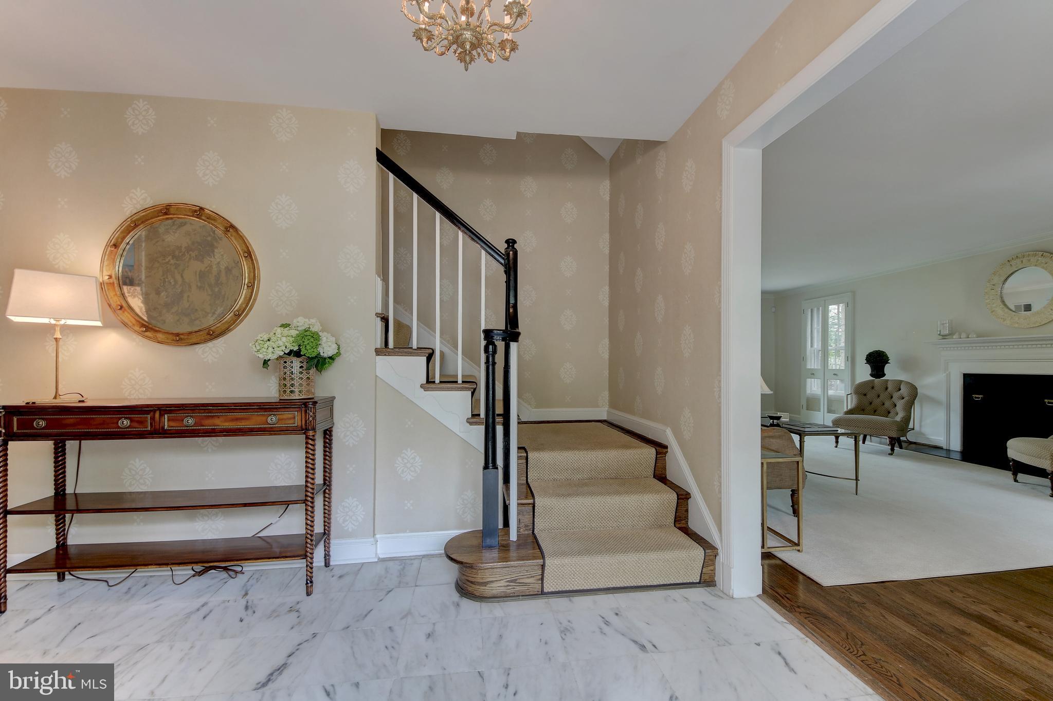 8209 Kerry Road Chevy Chase, MD 20815 - Photo 3 of 40 Foyer