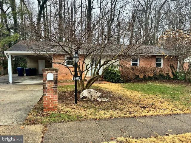 $750,000 | 6703 Greenview Lane, Springfield, VA 22152