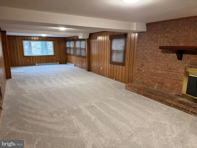 $750,000 | 6703 Greenview Lane, Springfield, VA 22152