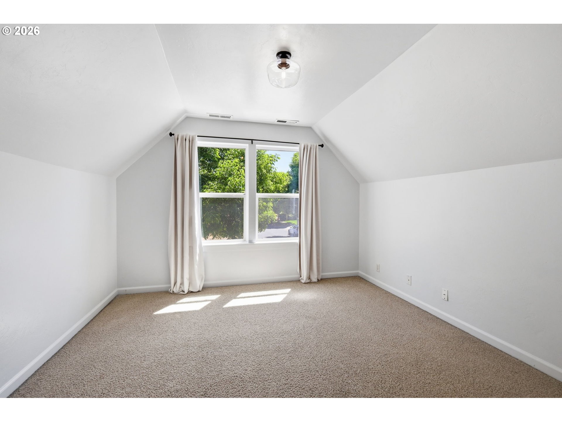 4620 Wendover Street Eugene, OR 97404 - Photo 34 of 47