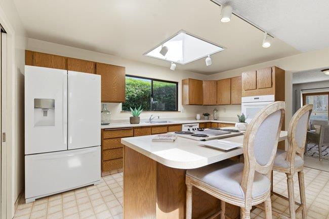 425 Exeter Place Marina, CA 93933 - Photo 12 of 42