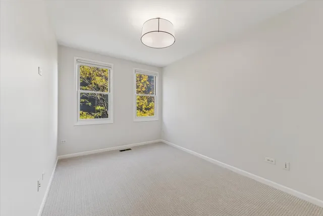 $567,000 | 2225 West Madison Street, Unit 7, Chicago, IL 60612