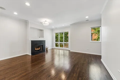 $567,000 | 2225 West Madison Street, Unit 7, Chicago, IL 60612