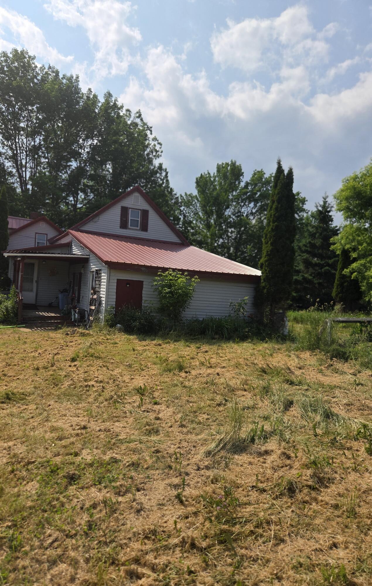 192 Old Bangor Road Newport, ME 04953 - Photo 5 of 26 20250612_152805