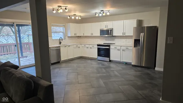 $344,000 | 1359 Brooks Drive, Greenwood, IN 46143