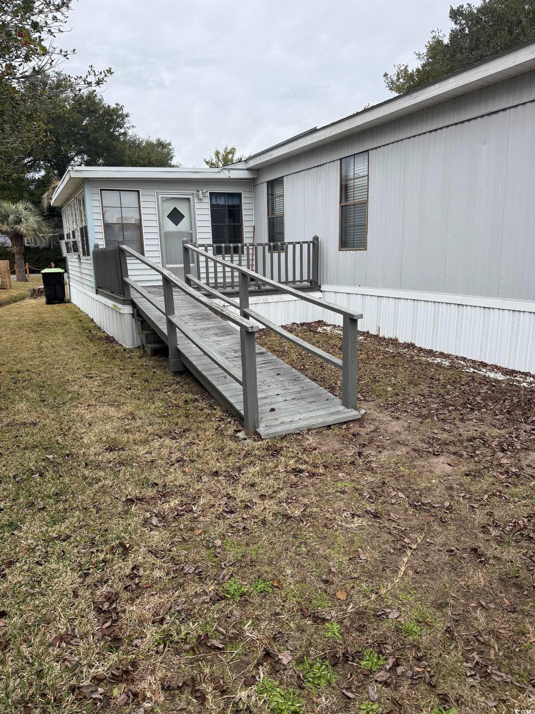 159 Crooked Island Circle Murrells Inlet, SC 29576 - Photo 3 of 20 View of deck