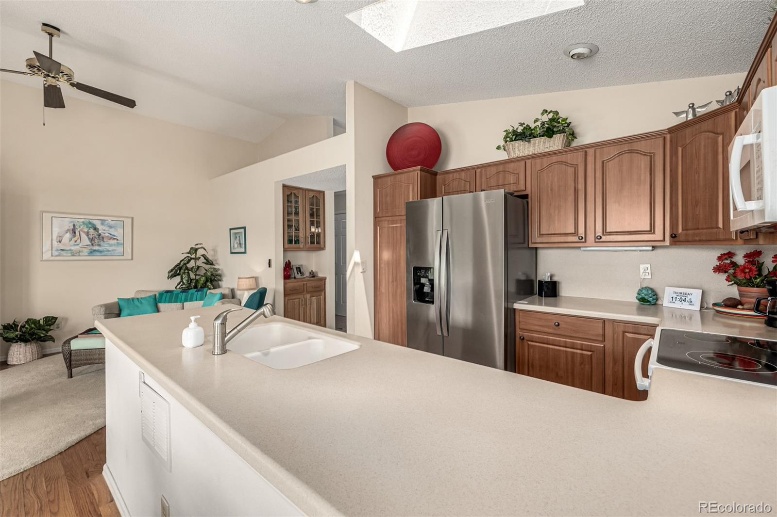 34 Sutherland Court Highlands Ranch, CO 80130 - Photo 12 of 47 Gallery Image 12