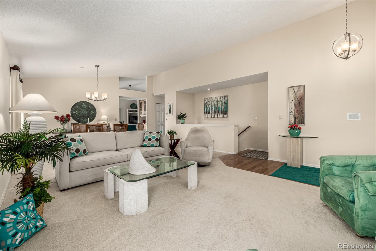 34 Sutherland Court Highlands Ranch, CO 80130 - Photo 4 of 47 Gallery Image 4