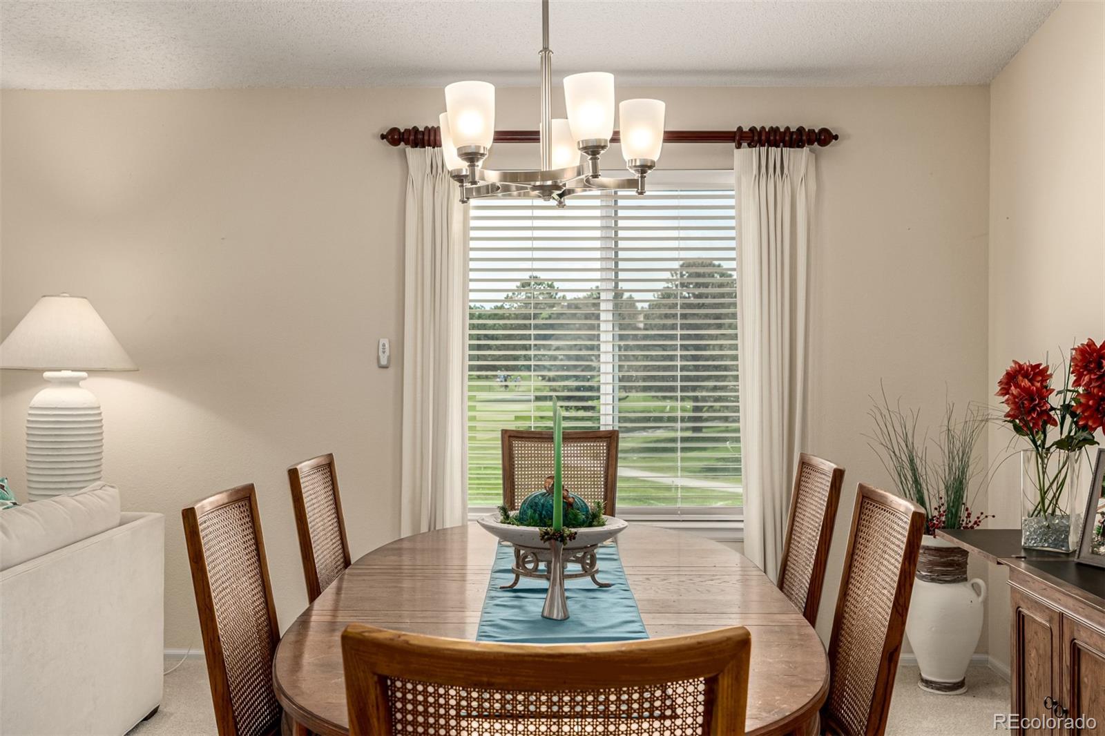 34 Sutherland Court Highlands Ranch, CO 80130 - Photo 7 of 47 Gallery Image 7