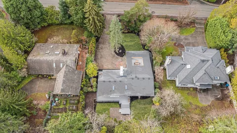 $2,690,000 | 6560 West Mercer Way, Mercer Island, WA 98040