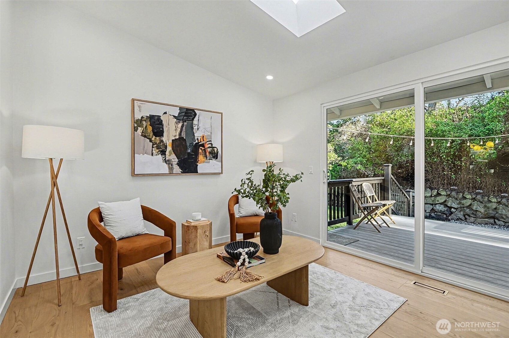 6560 West Mercer Way Mercer Island, WA 98040 - Photo 10 of 33