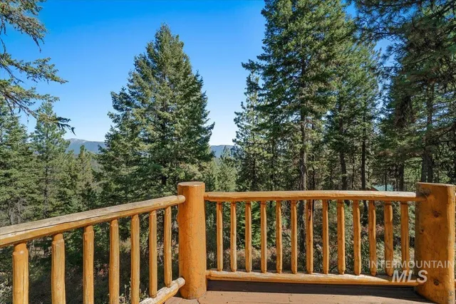 $887,500 | 3725 Rim Road, New Meadows, ID 83654