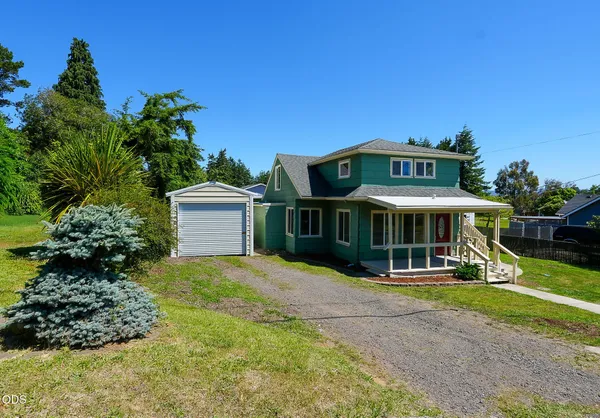 $349,000 | 2172 17th Street, North Bend, OR 97459