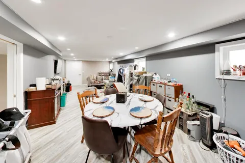 $690,000 | 5016 North Mango Avenue, Chicago, IL 60630