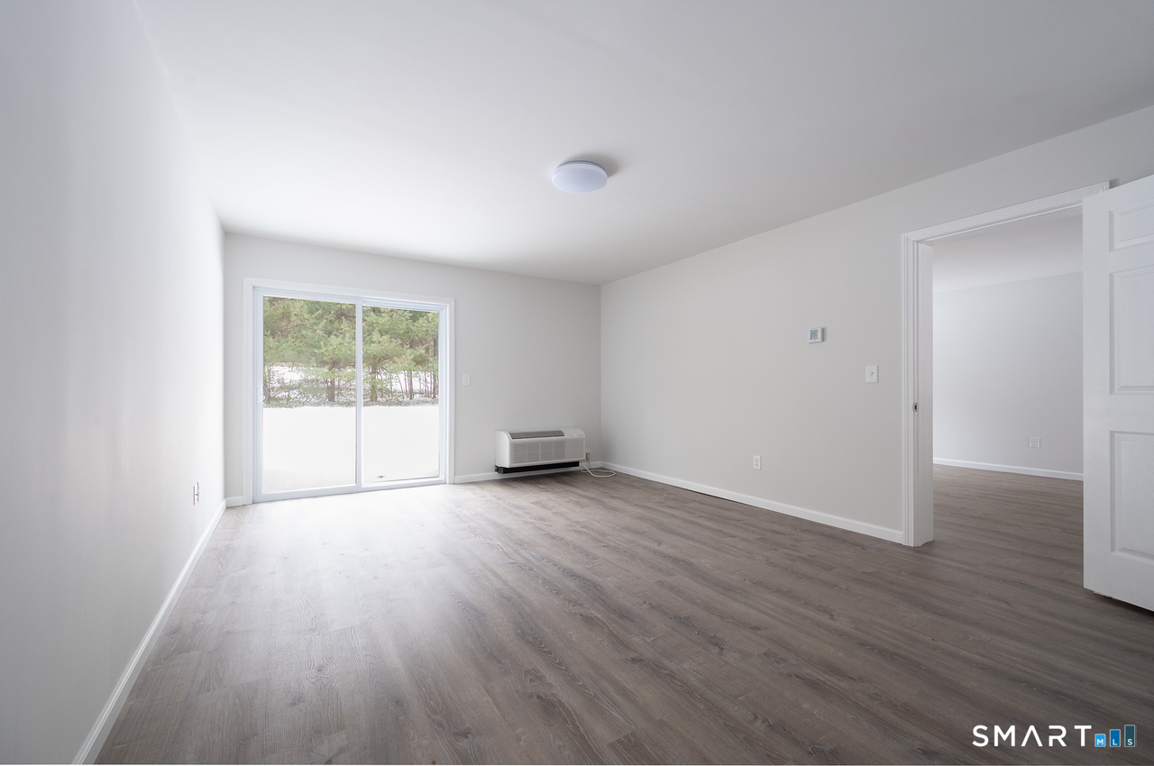 1030 Federal Road, Unit 301 Brookfield, CT 06804 - Photo 4 of 19