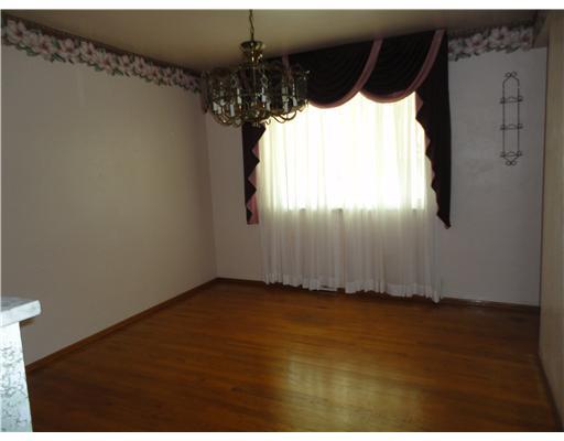 1437 Grove Road Castle Shannon, PA 15236 - Photo 9 of 18 Dining Room.