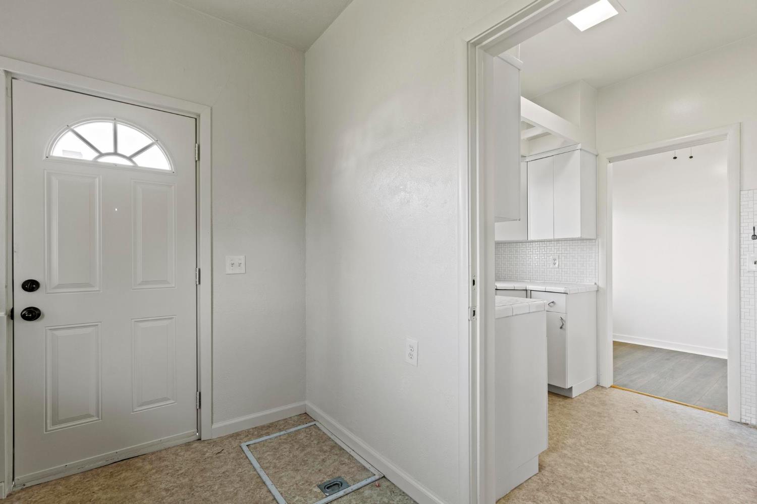 86 North Pacific Street Maxwell, CA 95955 - Photo 22 of 29 Utility/Kitchen