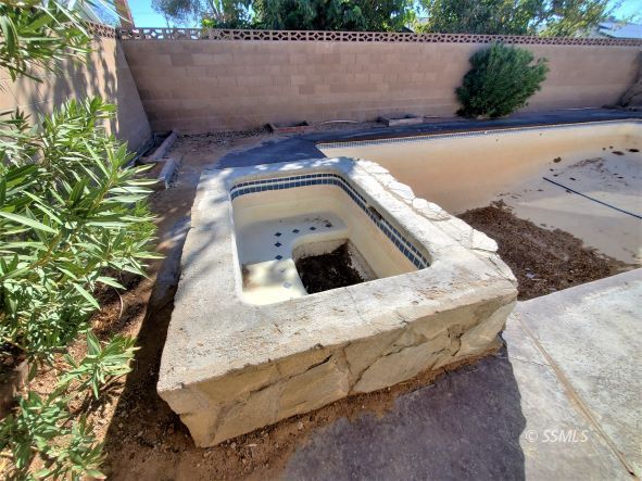 548 South Fairview Street Ridgecrest, CA 93555 - Photo 27 of 35 an aerial view of a house with a yard
