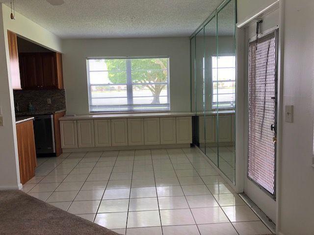 1061 Cornwall East, Unit 1061 Boca Raton, FL 33434 - Photo 5 of 23 Dining Room