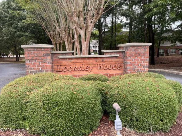 $199,000 | 2233 Locksley Woods Drive, Unit E, Greenville, NC 27858