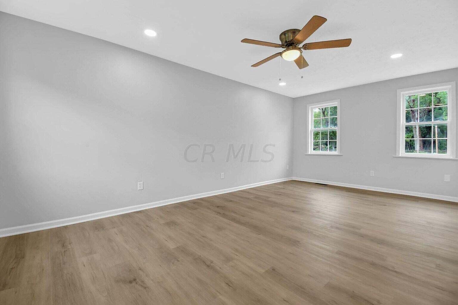 2197 Watkins Road Columbus, OH 43207 - Photo 11 of 21 20221207154925266161000000-o