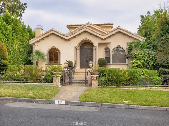 $3,125,521 | 922 East Providencia Avenue, Burbank, CA 91501