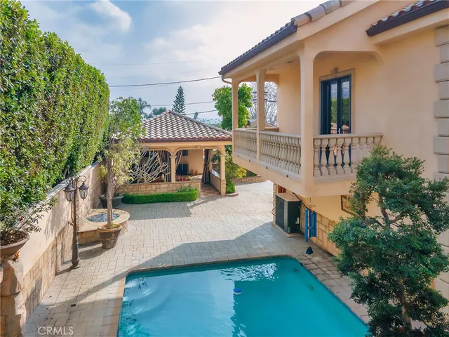 $3,125,521 | 922 East Providencia Avenue, Burbank, CA 91501