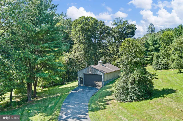 $675,000 | 526 Dawson Tract, Hockessin, DE 19707