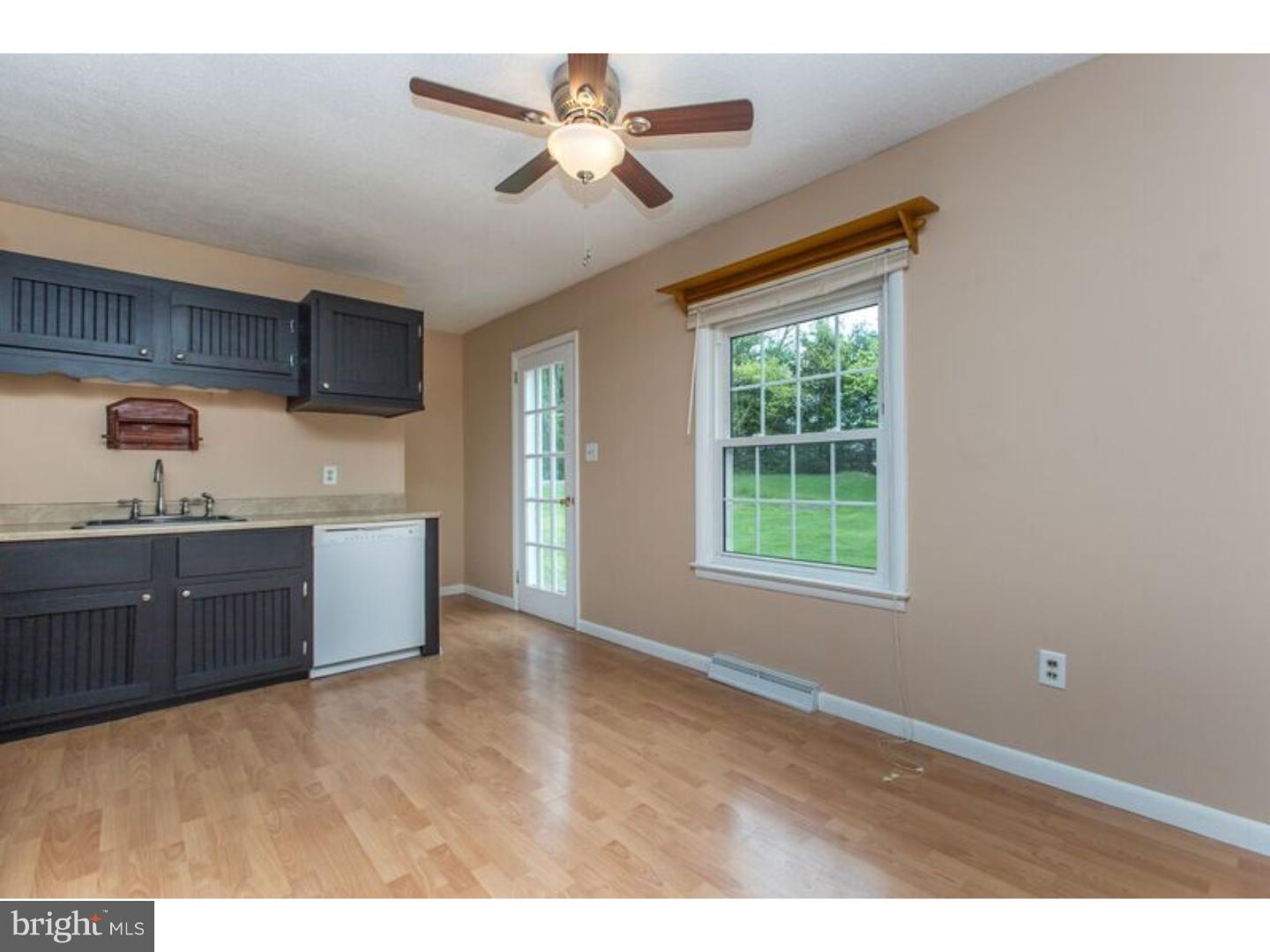 418 Chesterville Road Landenberg, PA 19350 - Photo 11 of 25 Kitchen