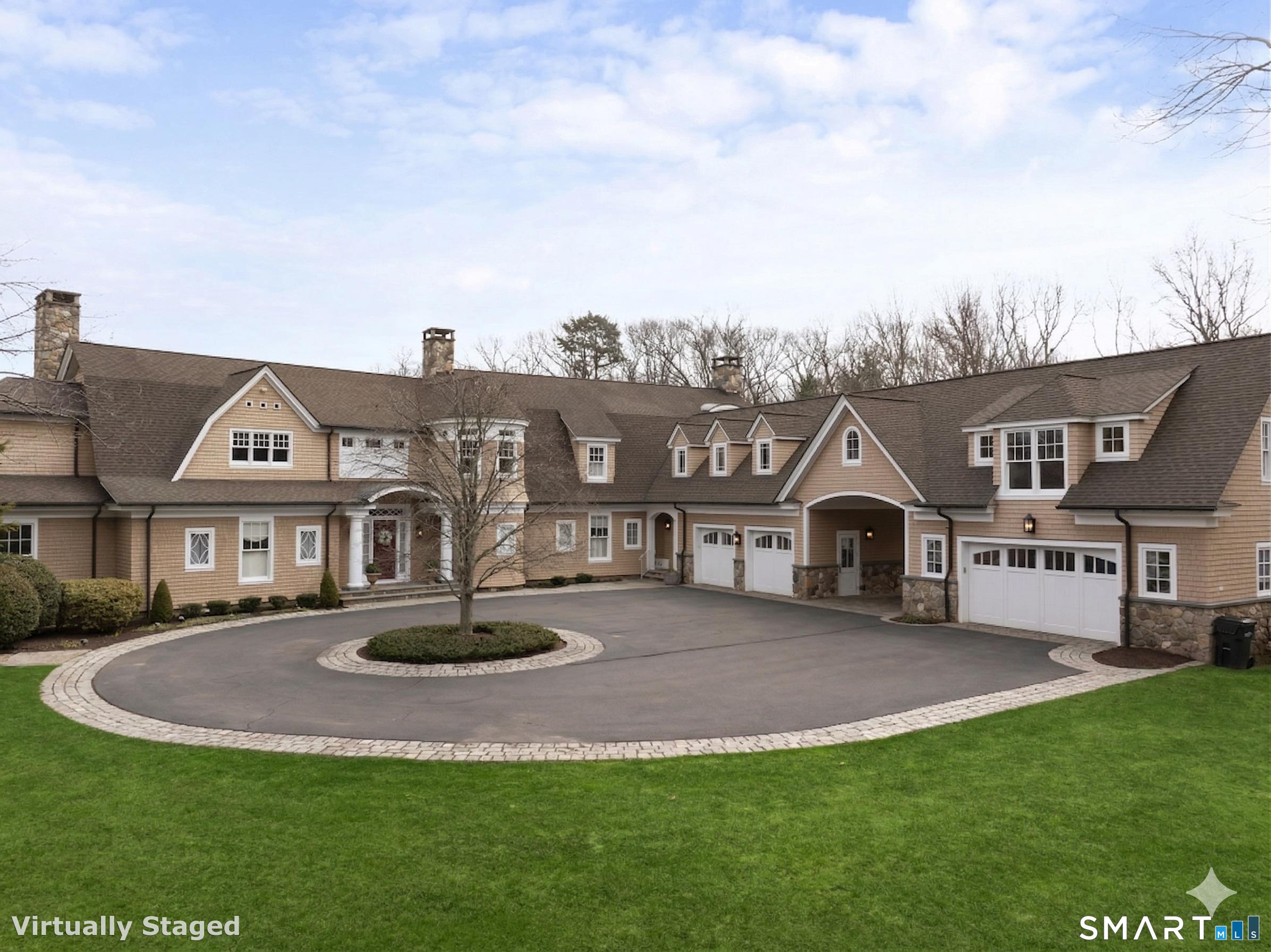 5 Viewpoint Lane Ellington, CT 06029 - Photo 2 of 40 a front view of a house with a yard