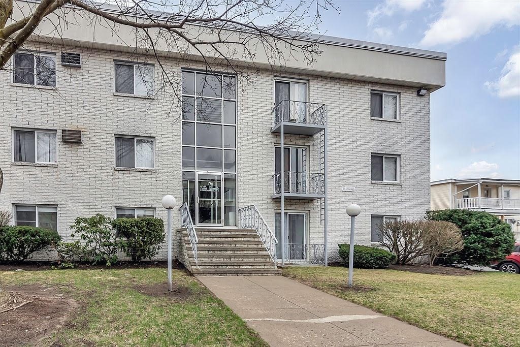 24 Inman Street, Unit 26 Lawrence, MA 01843 - Photo 4 of 5